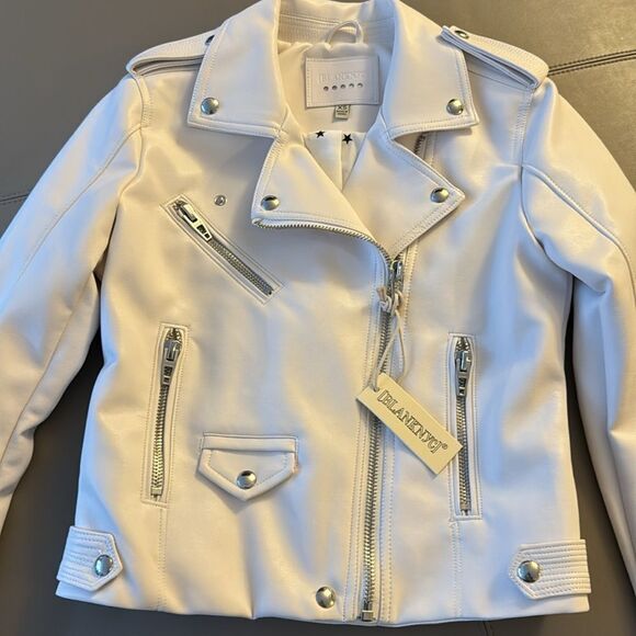 NWT BlankNY Pure Motivation Faux Leather Moto White Jacket. Size XS(2). - Picture 5 of 13